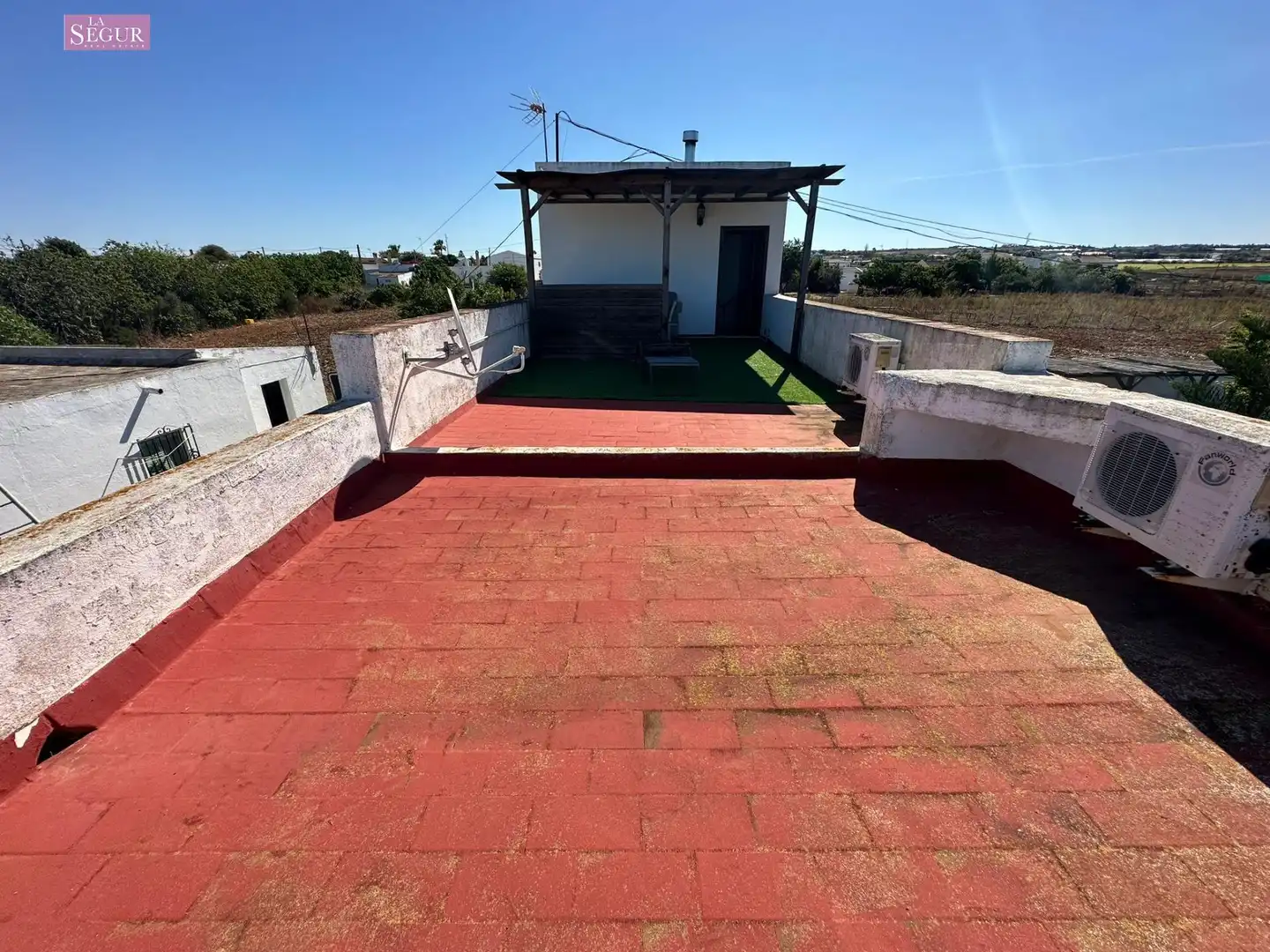 Terraza de Casa o chalet en venta en Conil de la Frontera con Aire acondicionado, Jardín privado y Terraza