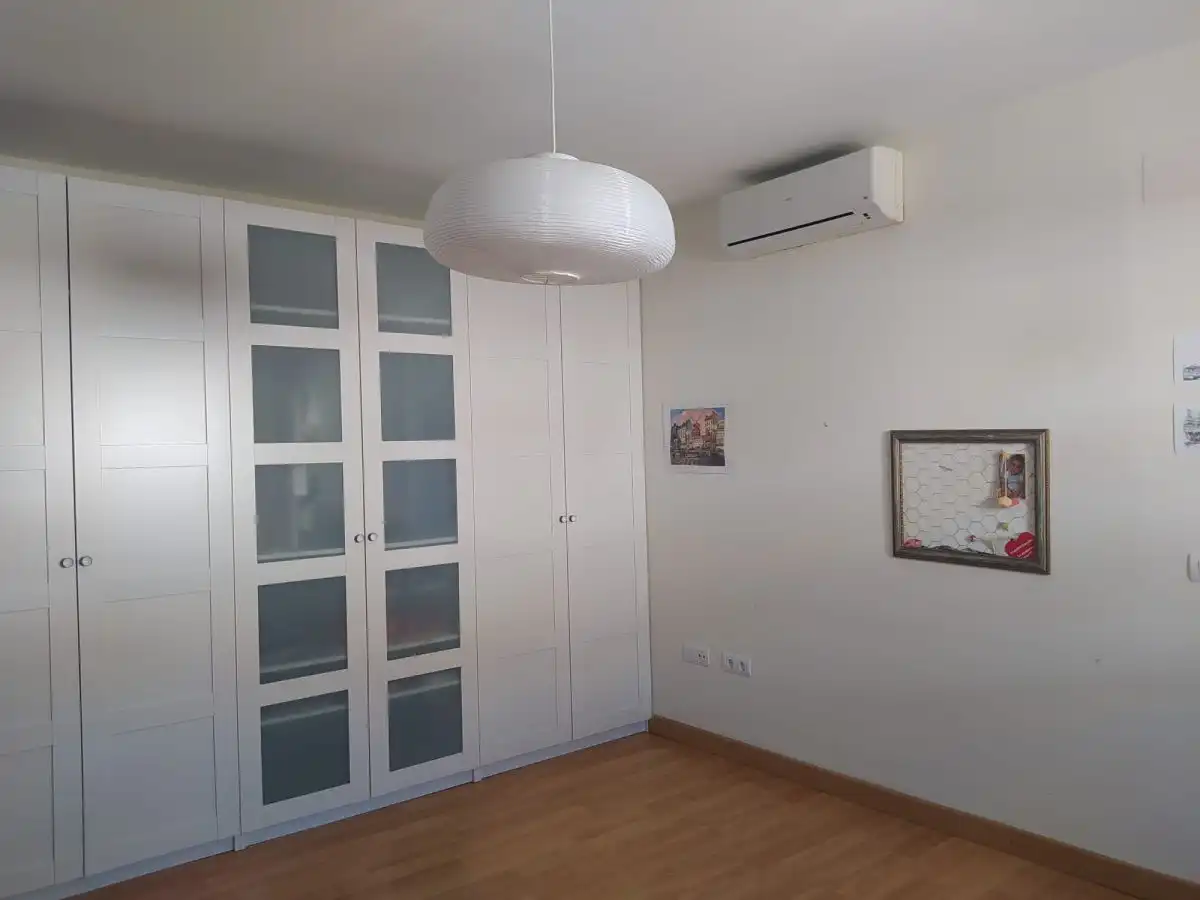 Dormitori de Casa o xalet en venda en Badajoz amb Aire condicionat, Terrassa i Traster
