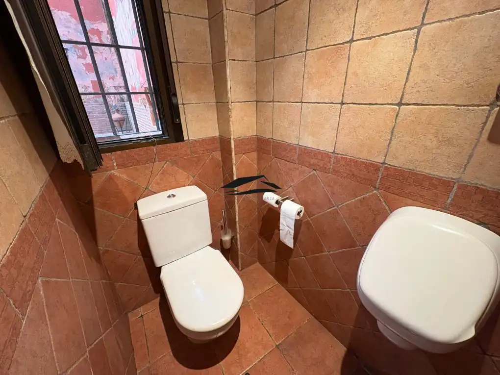 Baño de Casa o chalet en venta en Santibáñez de la Sierra con Aire acondicionado, Calefacción y Terraza