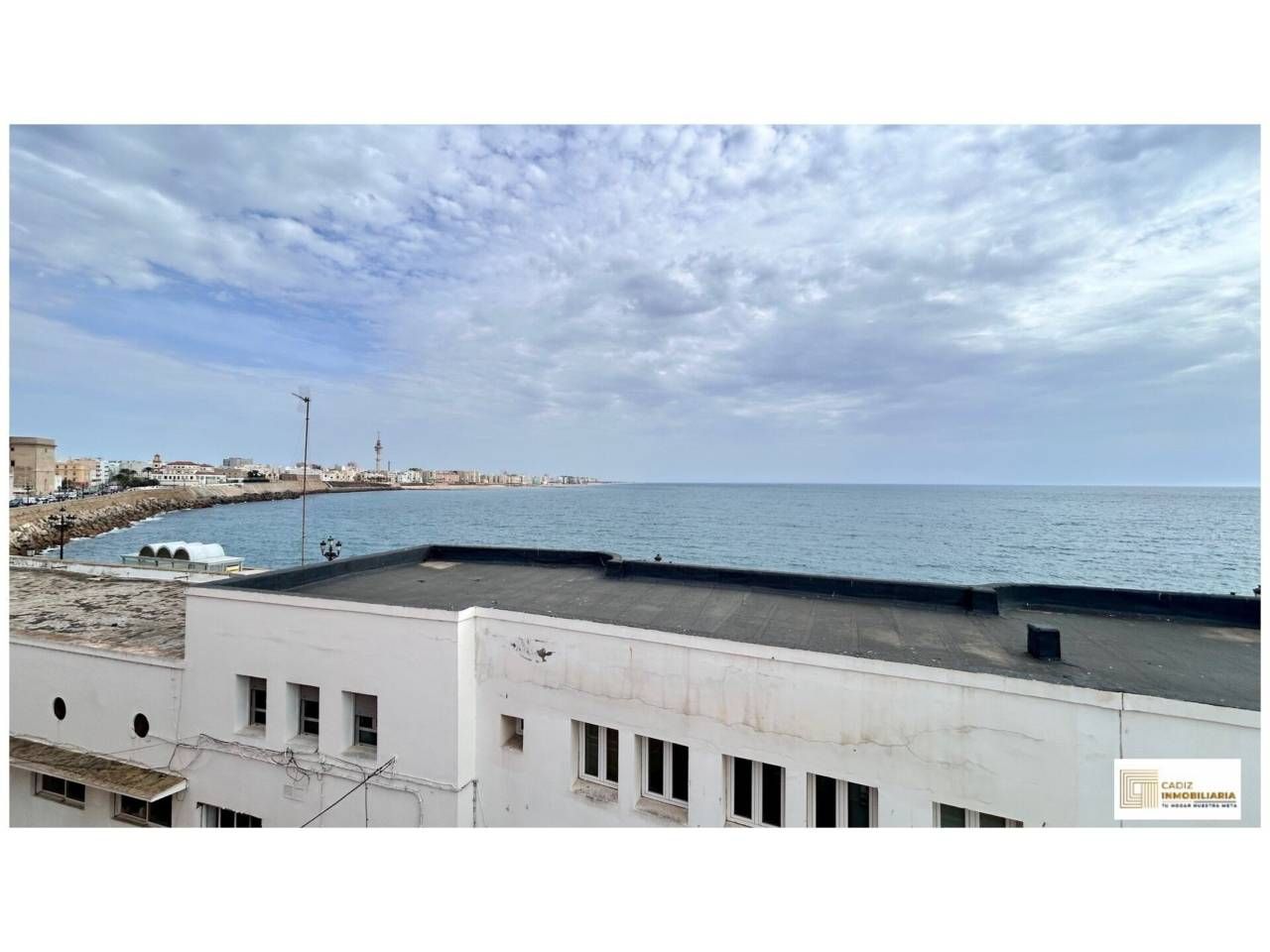 Exterior view of Building for sale in  Cádiz Capital