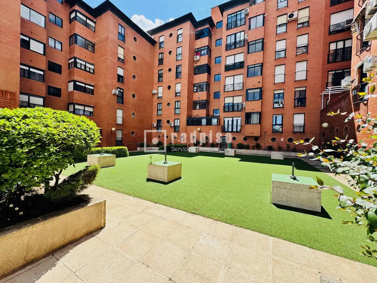 Vista exterior de Piso en venta en Fuenlabrada con Aire acondicionado, Calefacción y Parquet