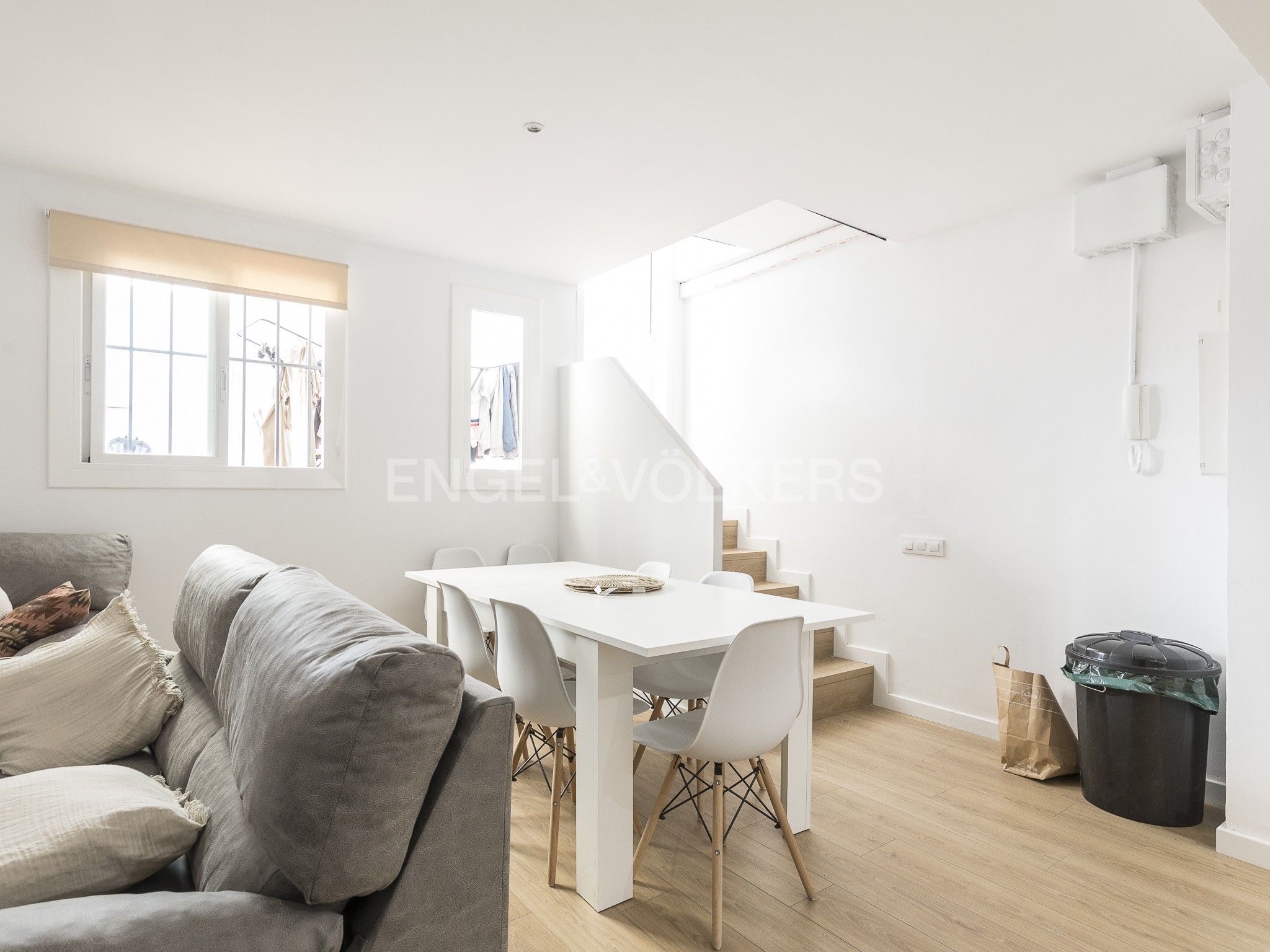 Living room of Apartment for sale in  Barcelona Capital  with Air Conditioner, Heating and Parquet flooring