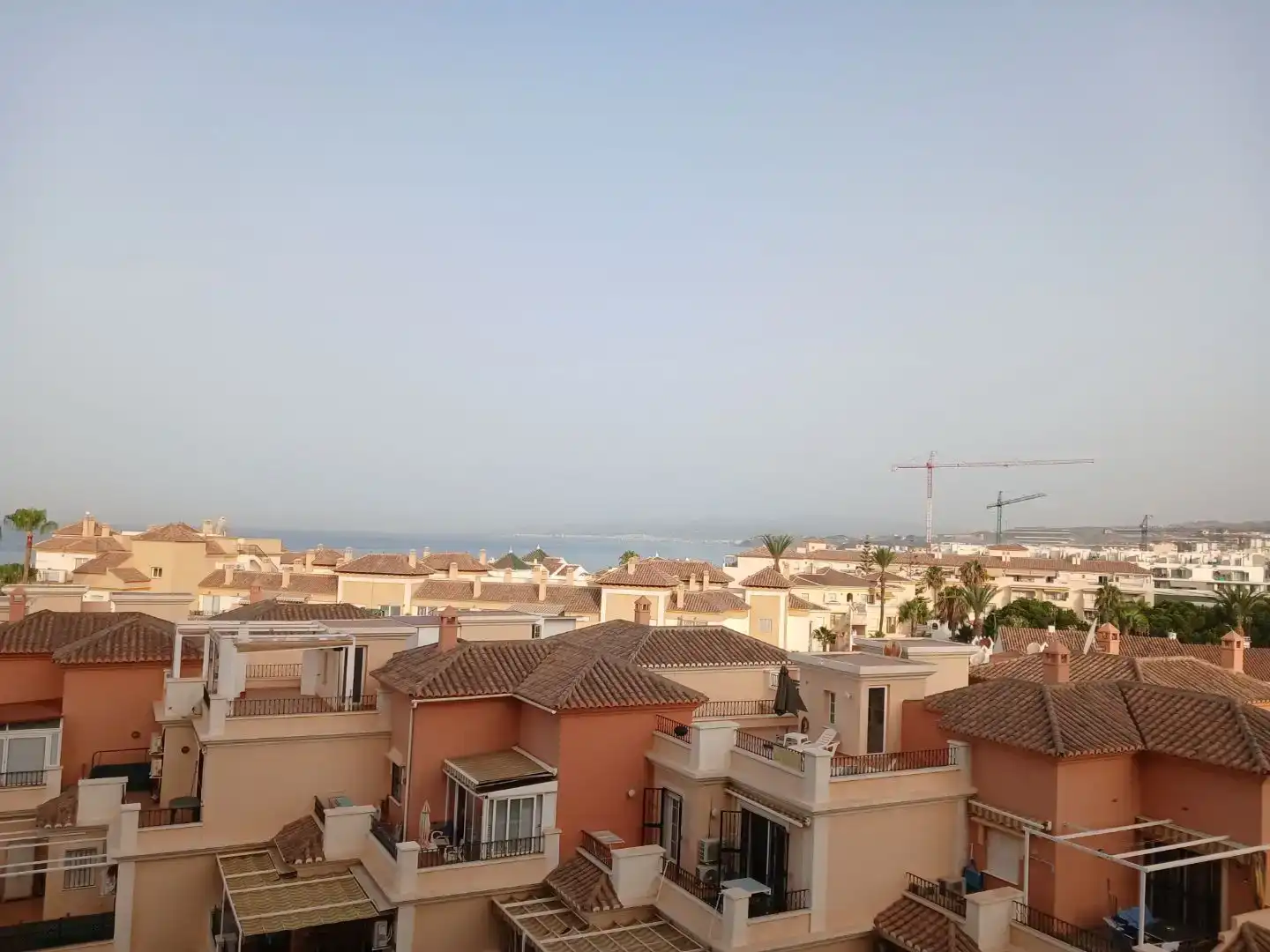 Vista exterior de Piso en venta en Torrox con Jardín privado, Terraza y Piscina