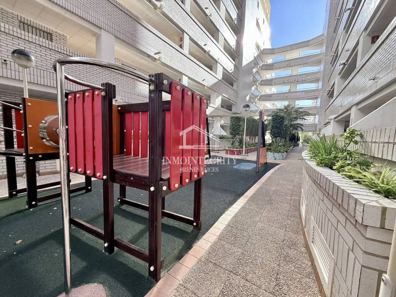 Apartamento con piscina en venta en Avenida Central, imagen 43