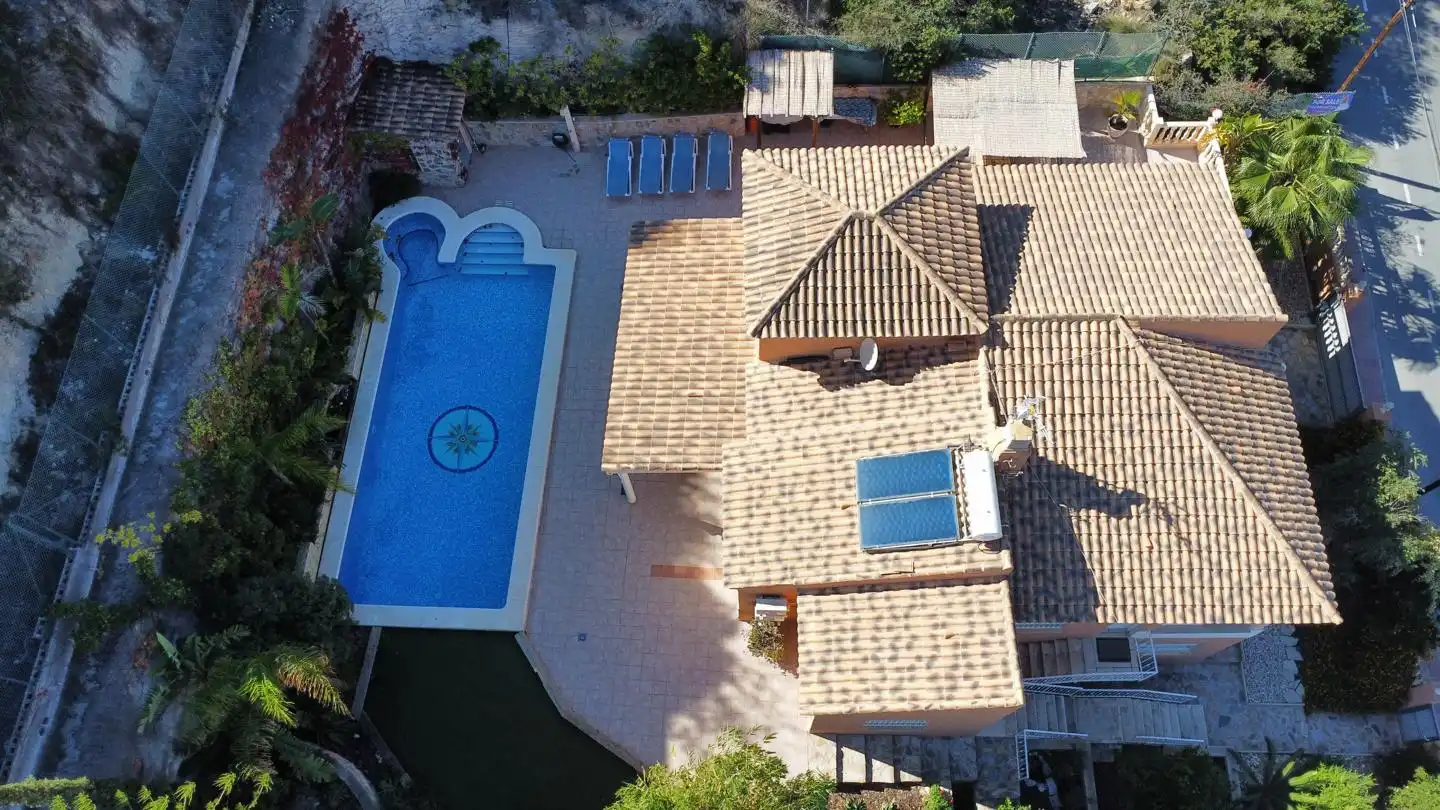 Casa con piscina en venta en Carrer d'Oriola, imagen 4