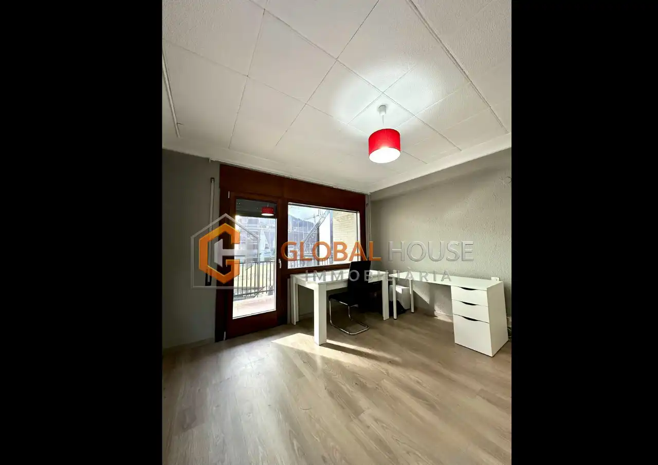 Pis de 4 habitacions en venda a Andorra la Vella · 28 de 60