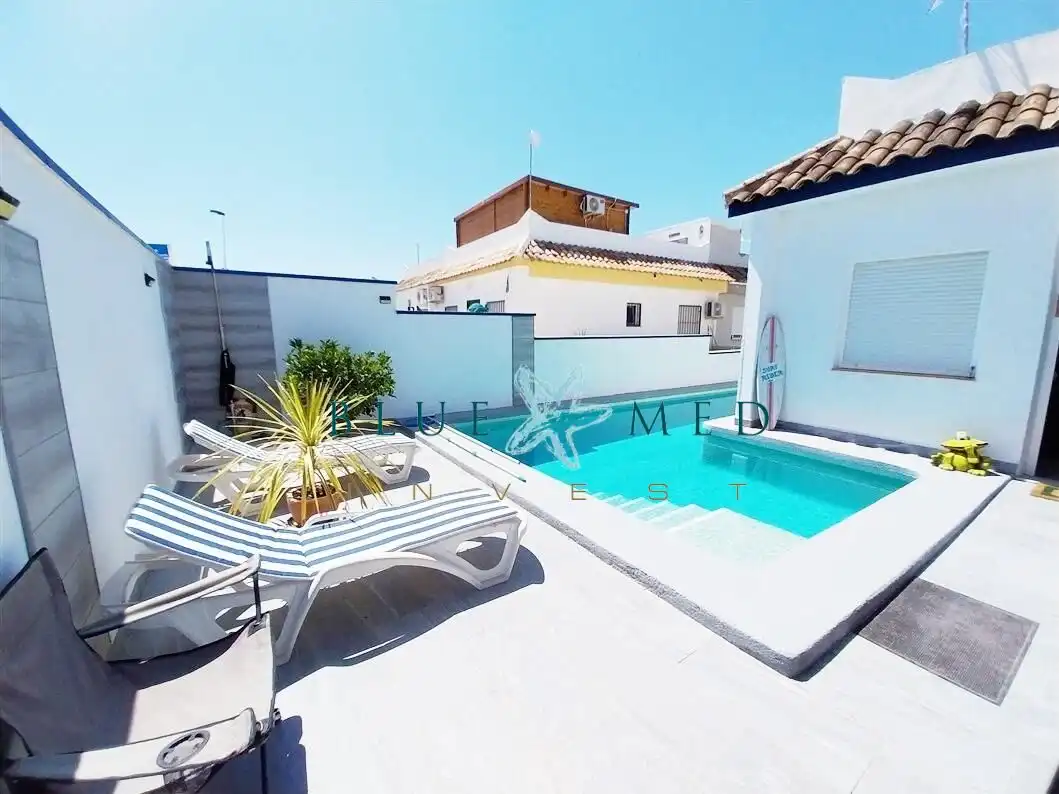 Piscina de Casa o xalet en venda en Mazarrón amb Aire condicionat, Terrassa i Piscina