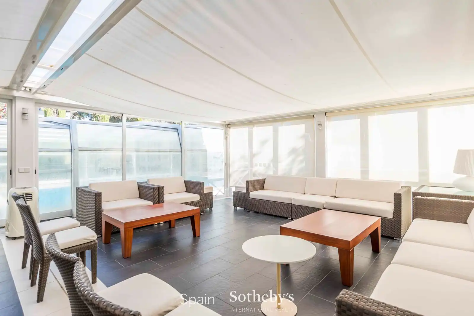Terraza de Casa o chalet en venta en Madrid con Calefacción, Jardín privado y Piscina