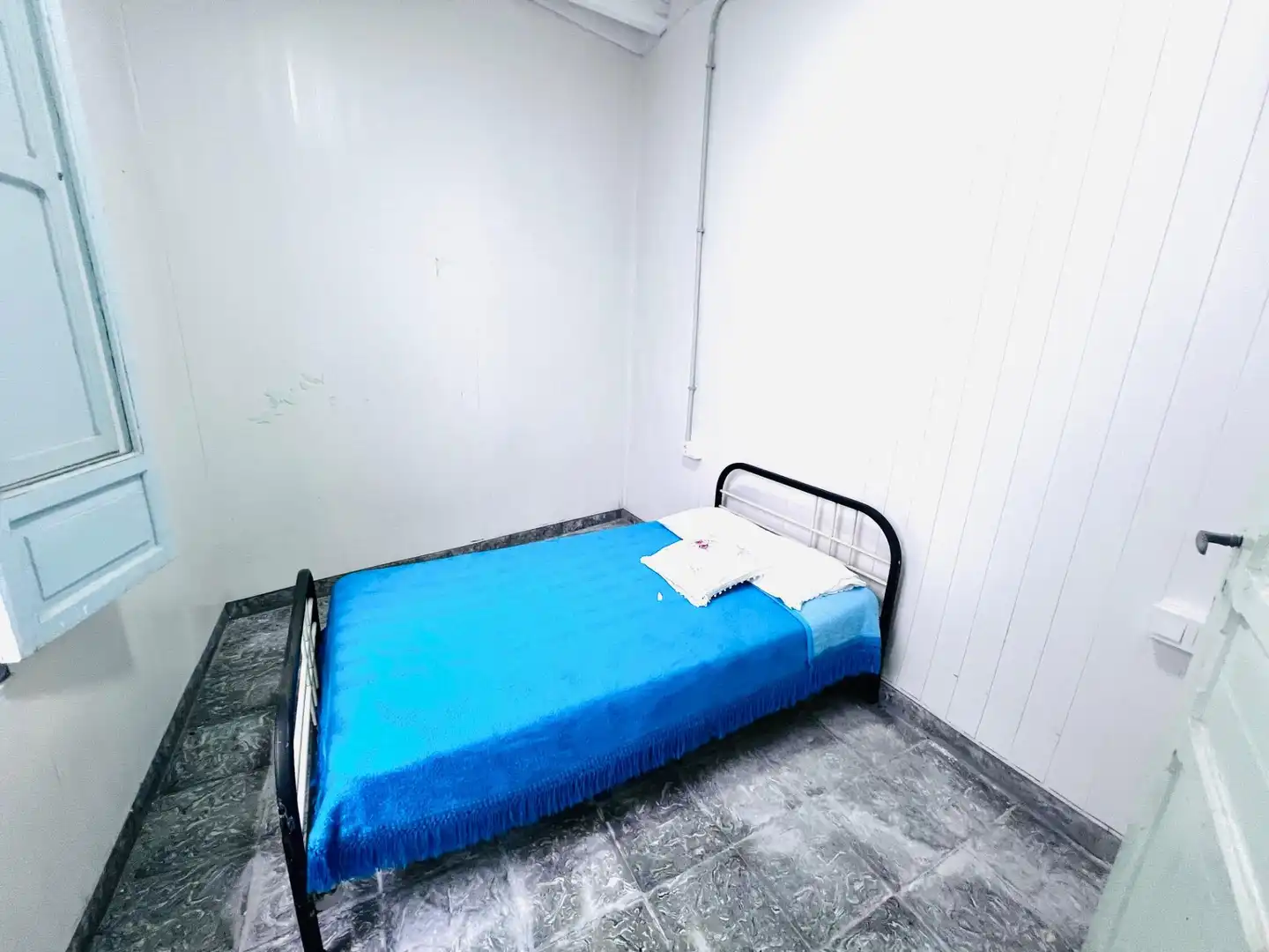 Habitación de Edificio en venta en Santa Pola