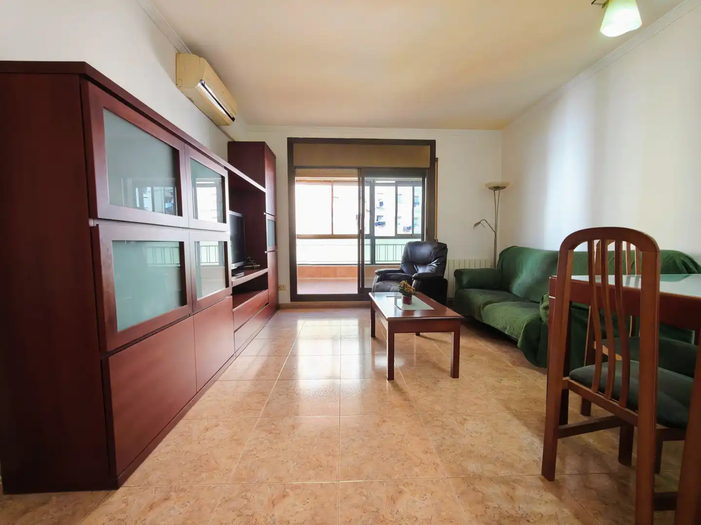 Sala d'estar de Àtic en venda en Centre - Sant Josep - Sanfeliu