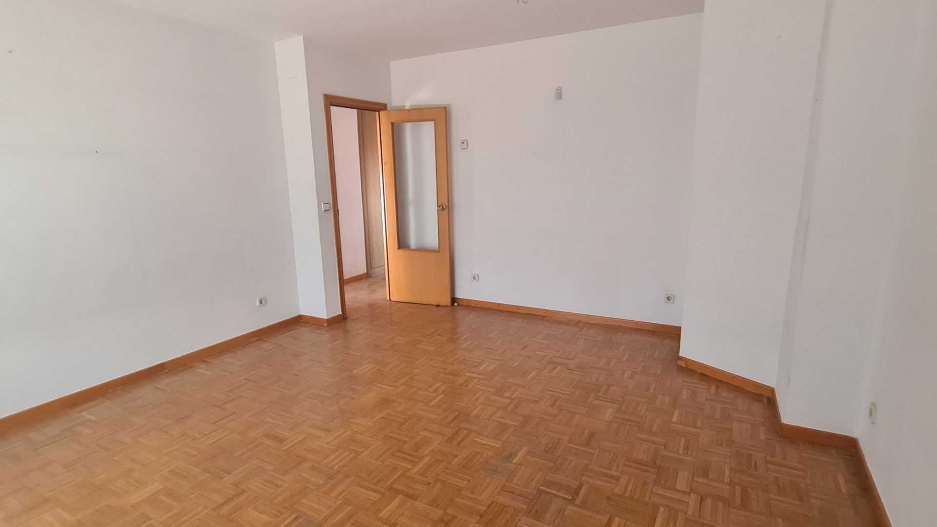 Living room of Flat for sale in Torrejón de Ardoz  with Heating, Terrace and Alarm