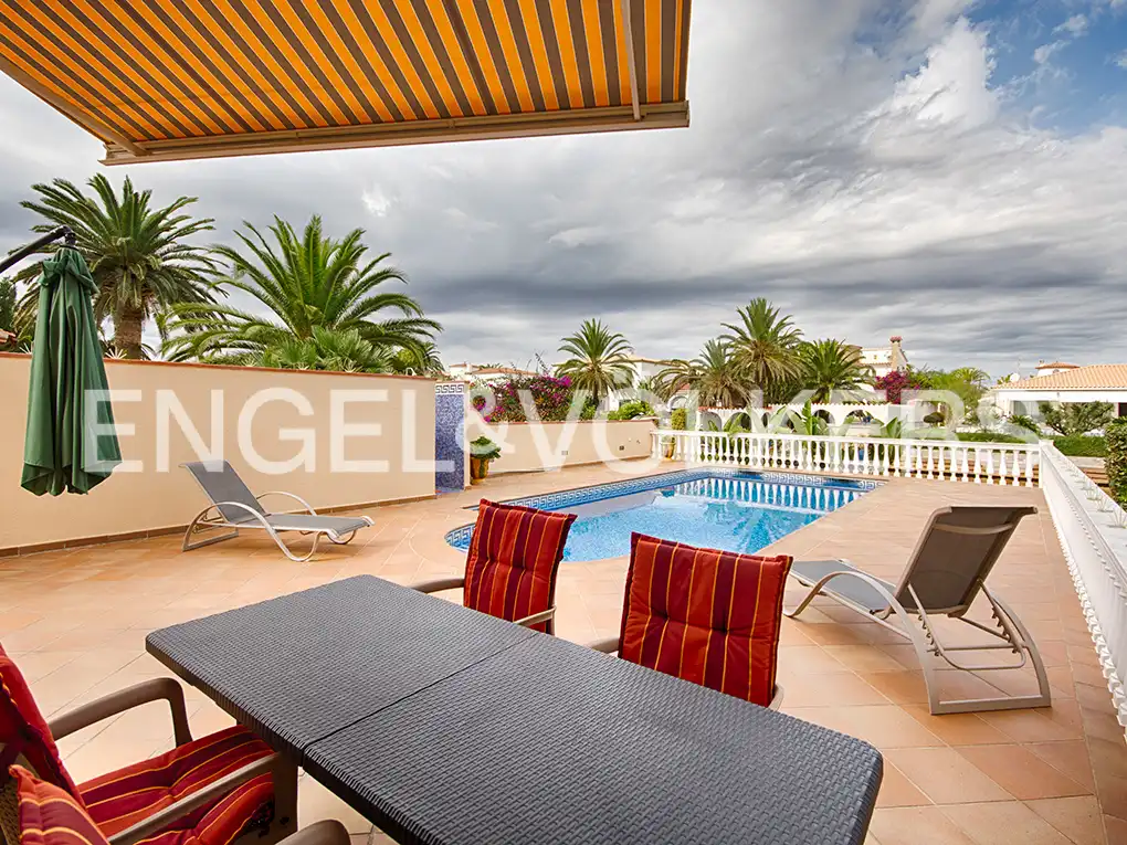 Casa con terrazza in vendita a Carrer Cap Ras, imagen 13