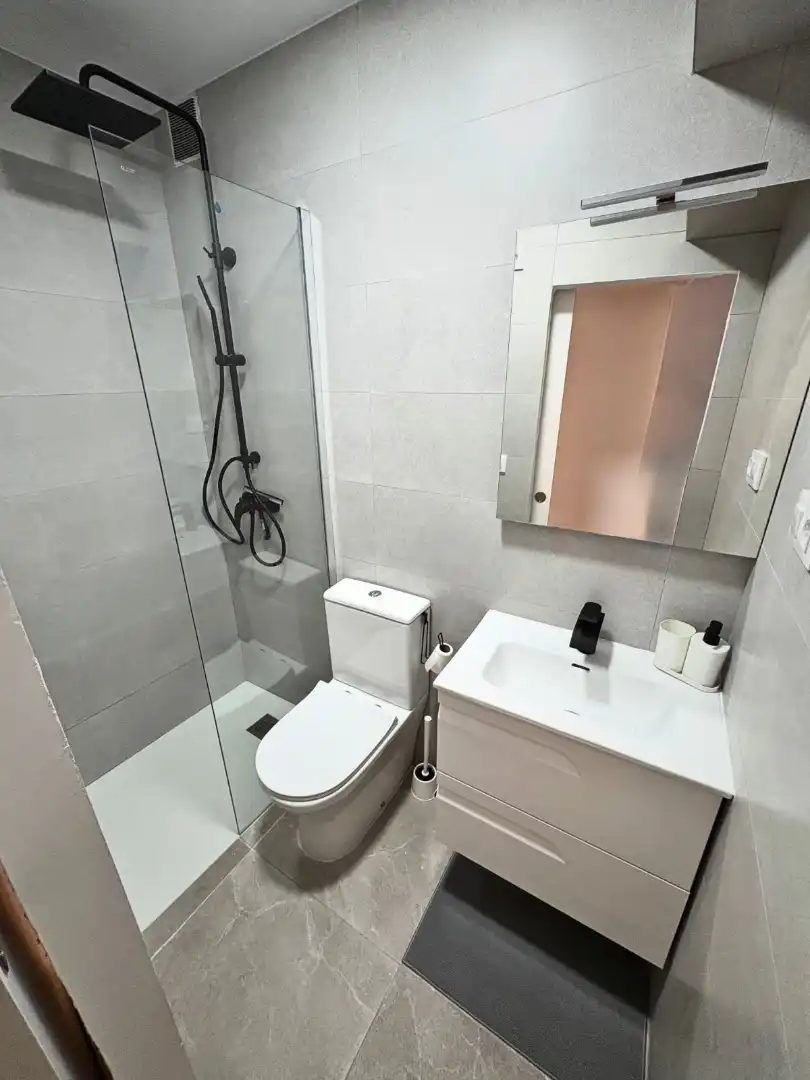 Baño de Piso de alquiler en Sagunto / Sagunt con Aire acondicionado, Calefacción y Amueblado