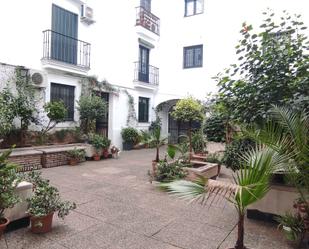 Jardí de Apartament de lloguer en  Sevilla Capital