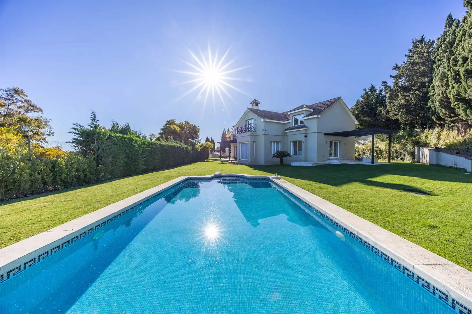 Piscina de Casa o chalet en venta en Sotogrande con Aire acondicionado, Jardín privado y Terraza
