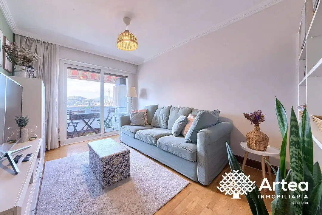 Flat with terrace for sale in Tutulu Kalea