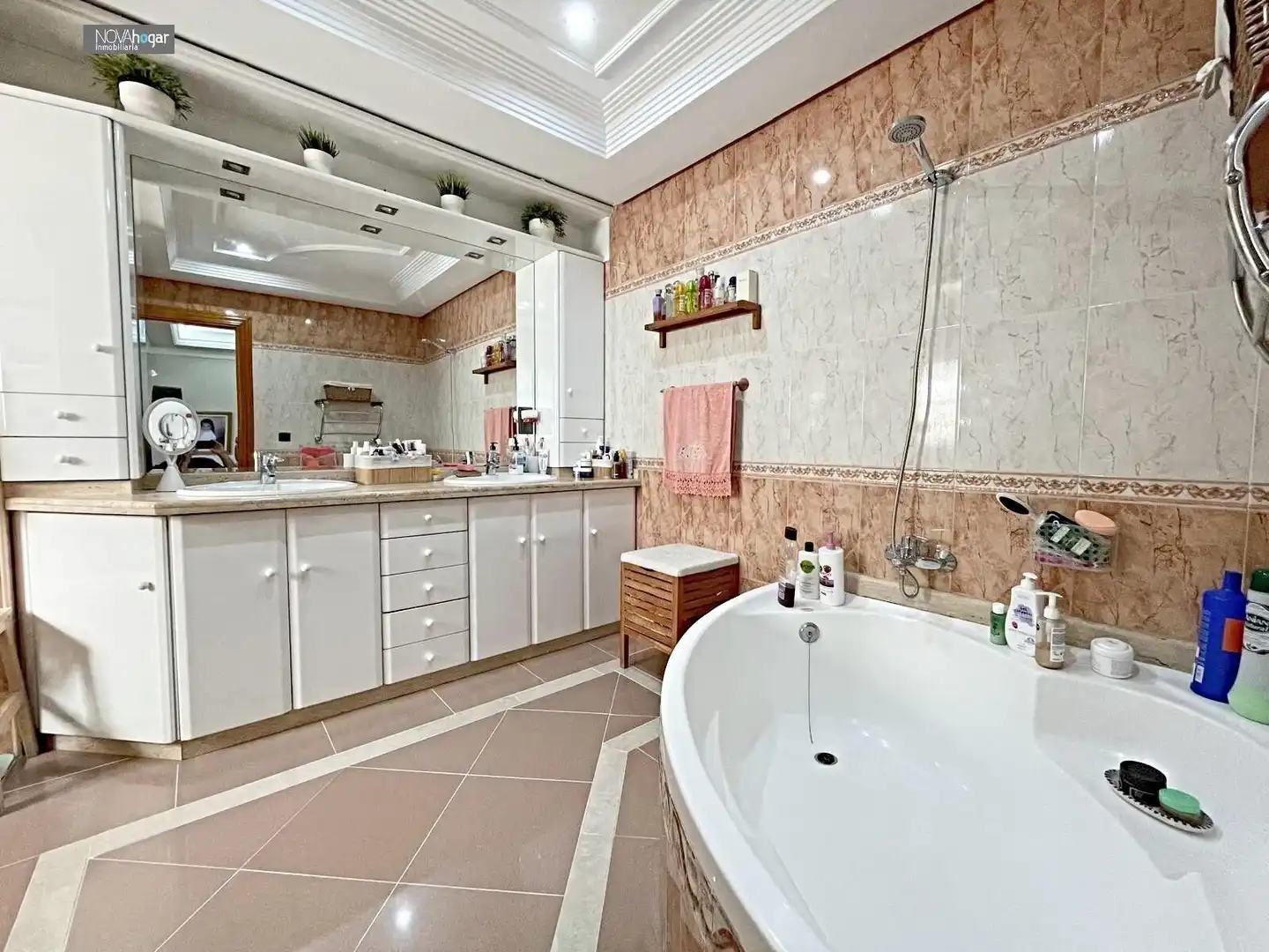 Houses for sale in Campanillas