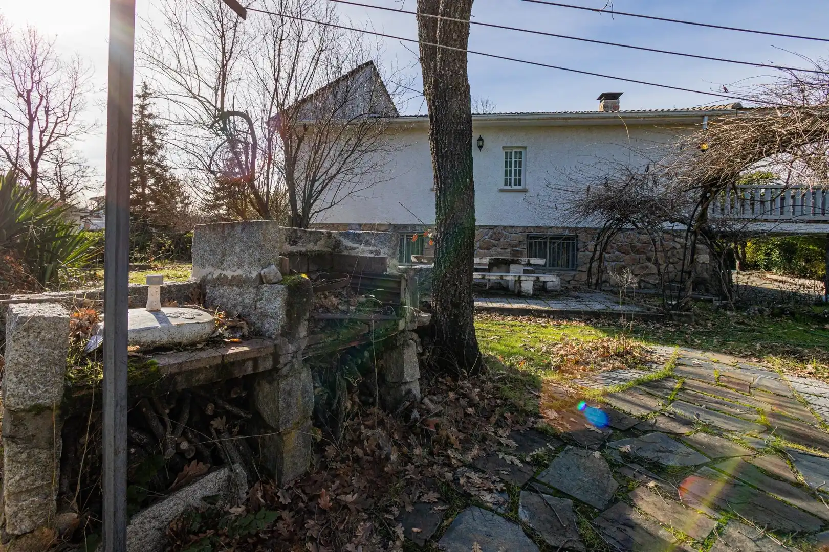 Vista exterior de Casa o xalet en venda en Miraflores de la Sierra amb Calefacció, Jardí privat i Terrassa