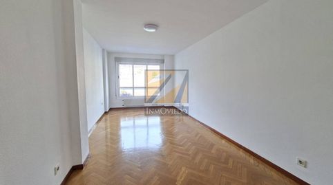 Foto 4 de Pis en venda a Calle Fernando Vela, Milán - Pumarín, Oviedo