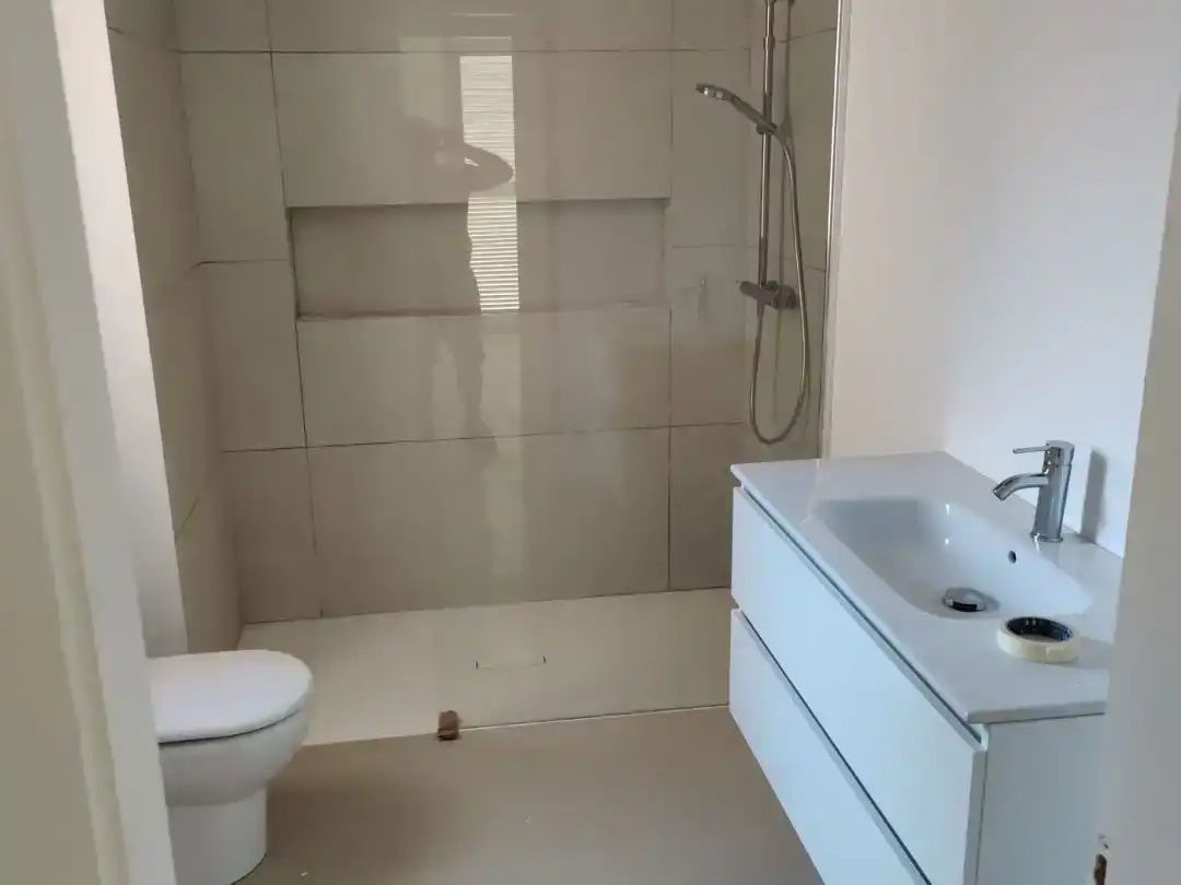 Bany de Casa adosada de lloguer en Calvià amb Aire condicionat, Piscina i Balcó