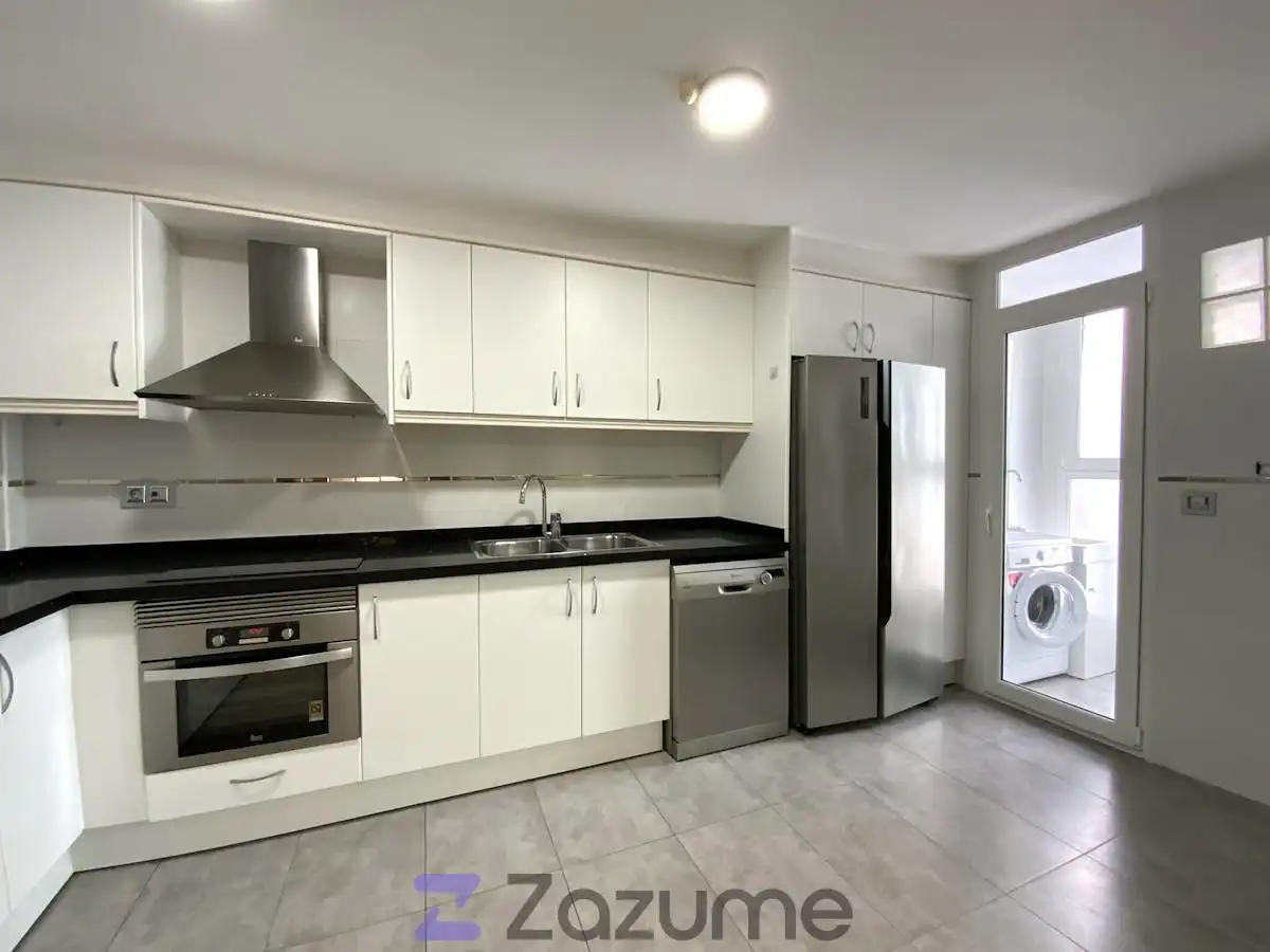 Wohnung zur Miete in Av. Vicent Blasco Ibáñez, Riba-roja de Túria