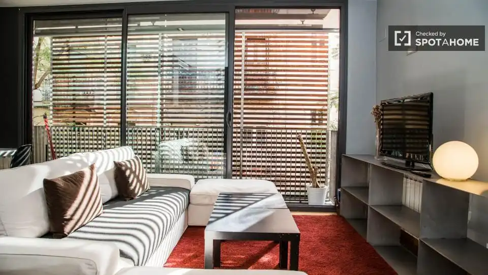 Piso con terraza en alquiler en Gràcia, imagen 8