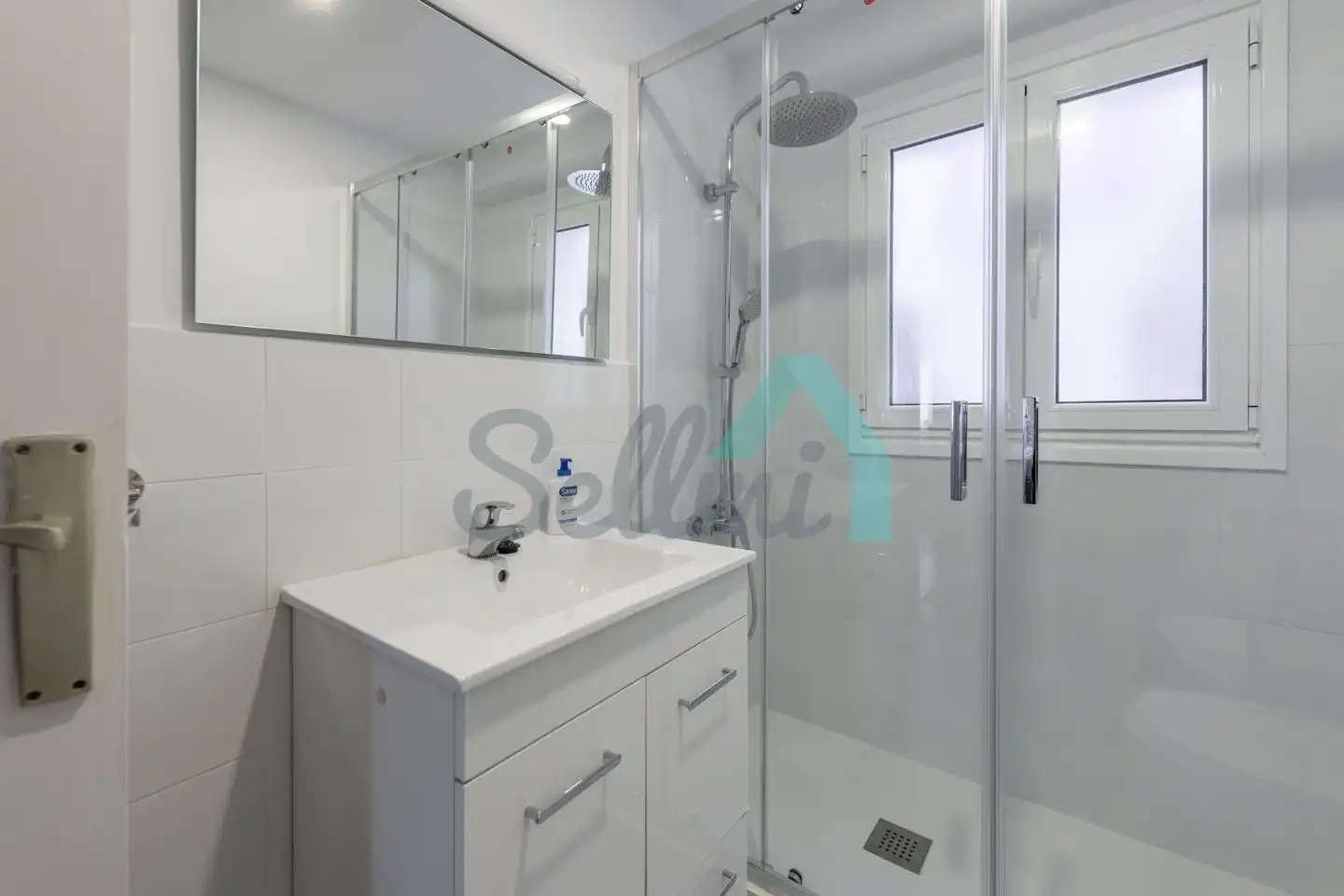 Flat for rent in Calle Juan Escalante de Mendoza, Santo Domingo - El Campillín