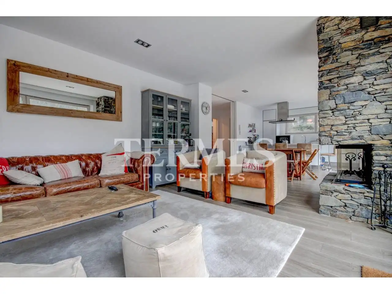 Sala de estar de Casa o chalet en venta en Alp con Calefacción, Jardín privado y Terraza