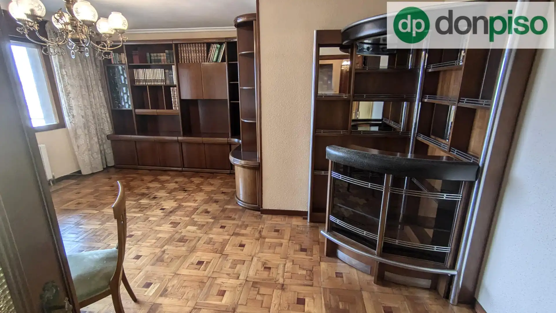 Sala de estar de Piso en venta en Santander con Calefacción, Amueblado y Balcón