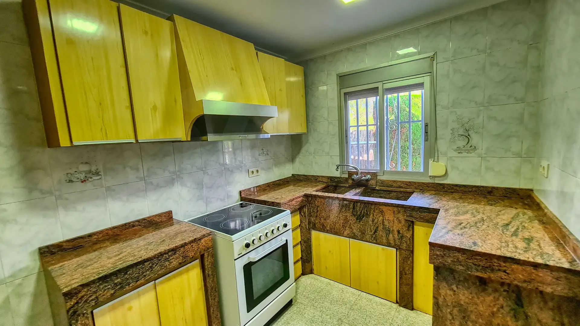 Cocina de Casa o chalet en venta en Torrent con Aire acondicionado, Calefacción y Piscina