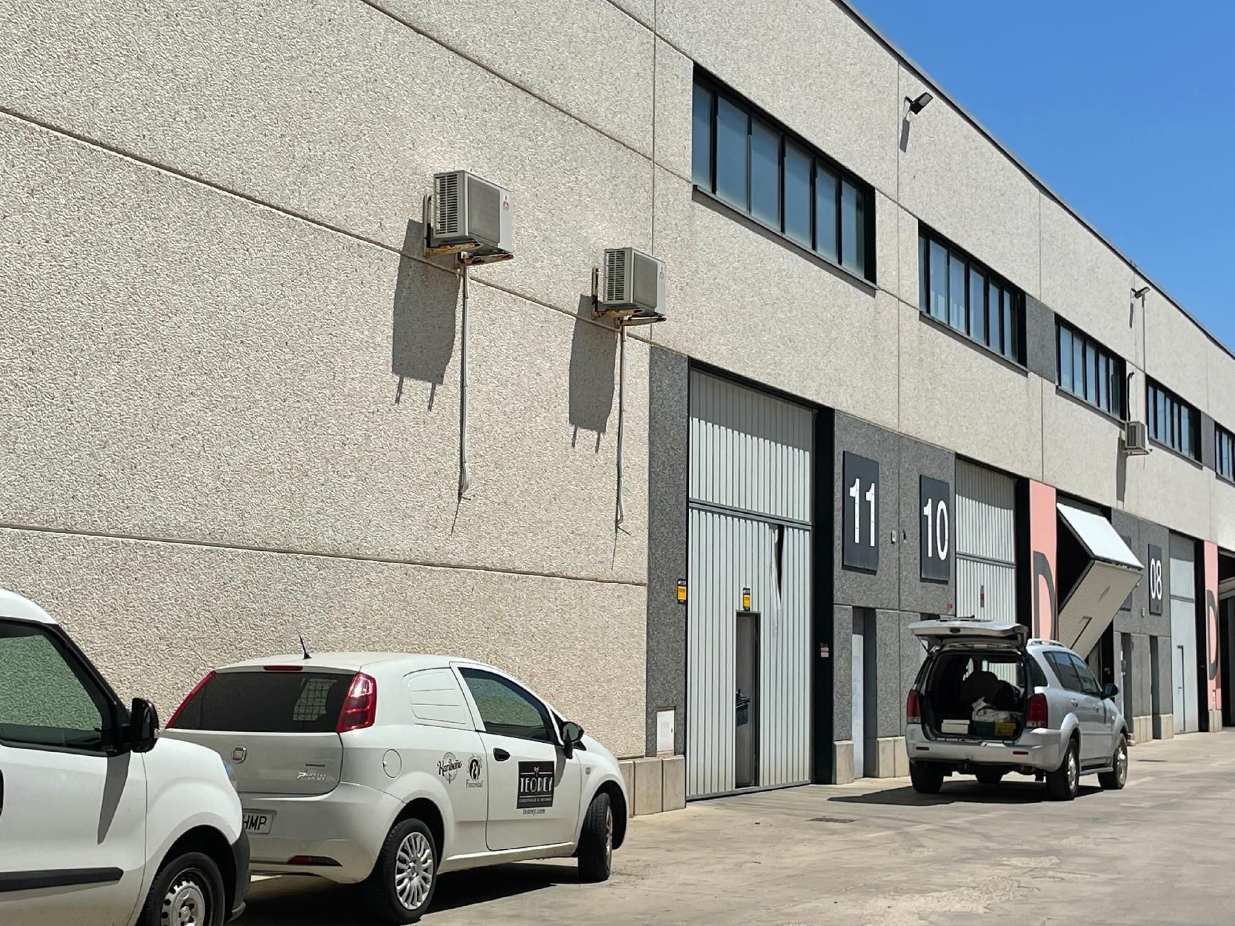 Vista exterior de Nave industrial en venta en Ciempozuelos