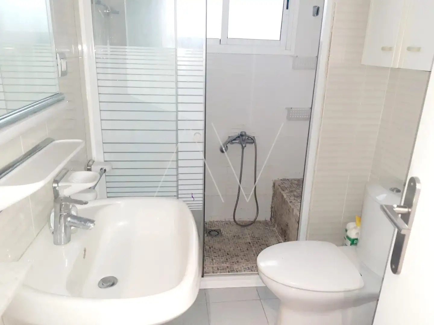 Baño de Piso en venta en Barcelona con Aire acondicionado, Calefacción y Amueblado