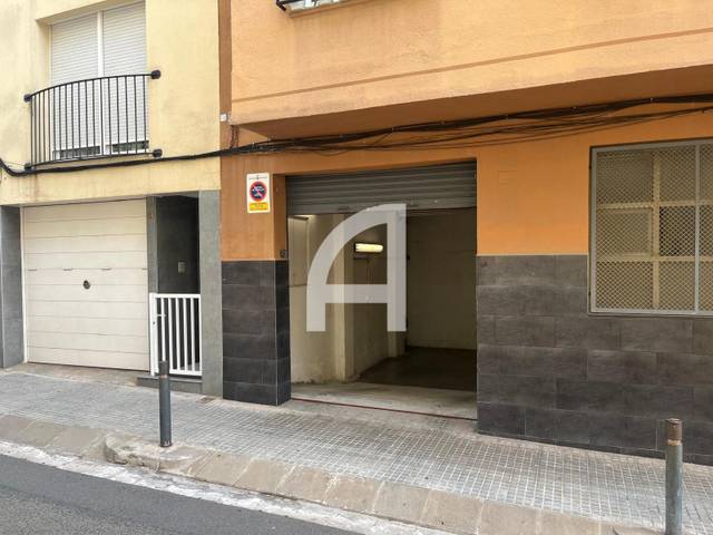 Local comercial en Alquiler en Carrer de Sal·lari en Sant Pere