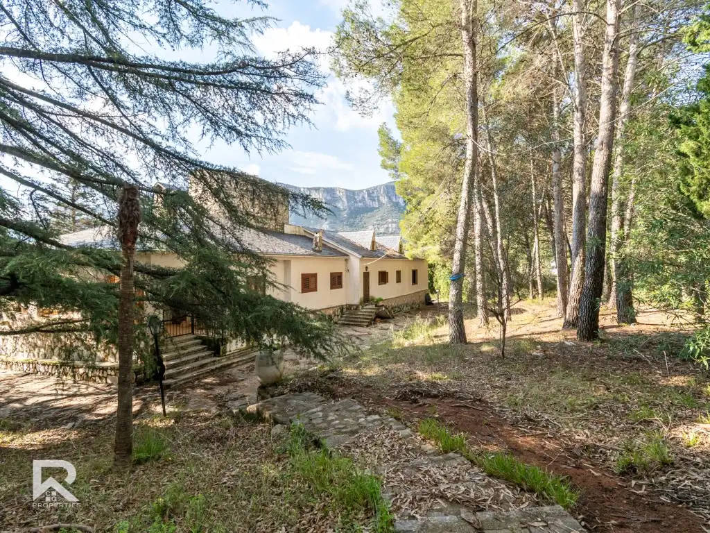 Detached house for sale in Calle Cingle Verd, imagen 3