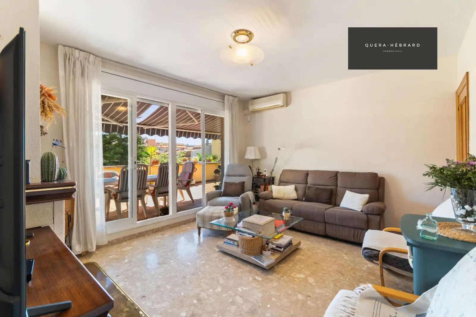 Wohnzimmer von Haus oder Chalet zum Verkauf in Terrassa mit Klimaanlage, Heizung und Terrasse