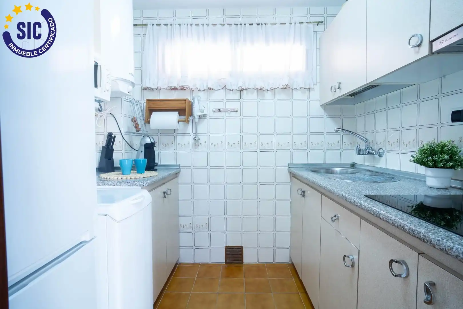 Cuina de Apartament en venda en Oropesa del Mar / Orpesa amb Terrassa i Moblat