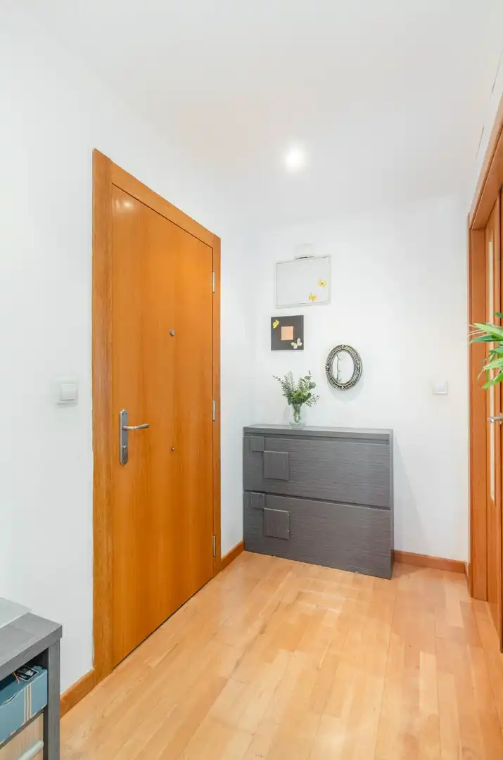 Piso en venta en Llanera con Calefacción, Trastero y Amueblado