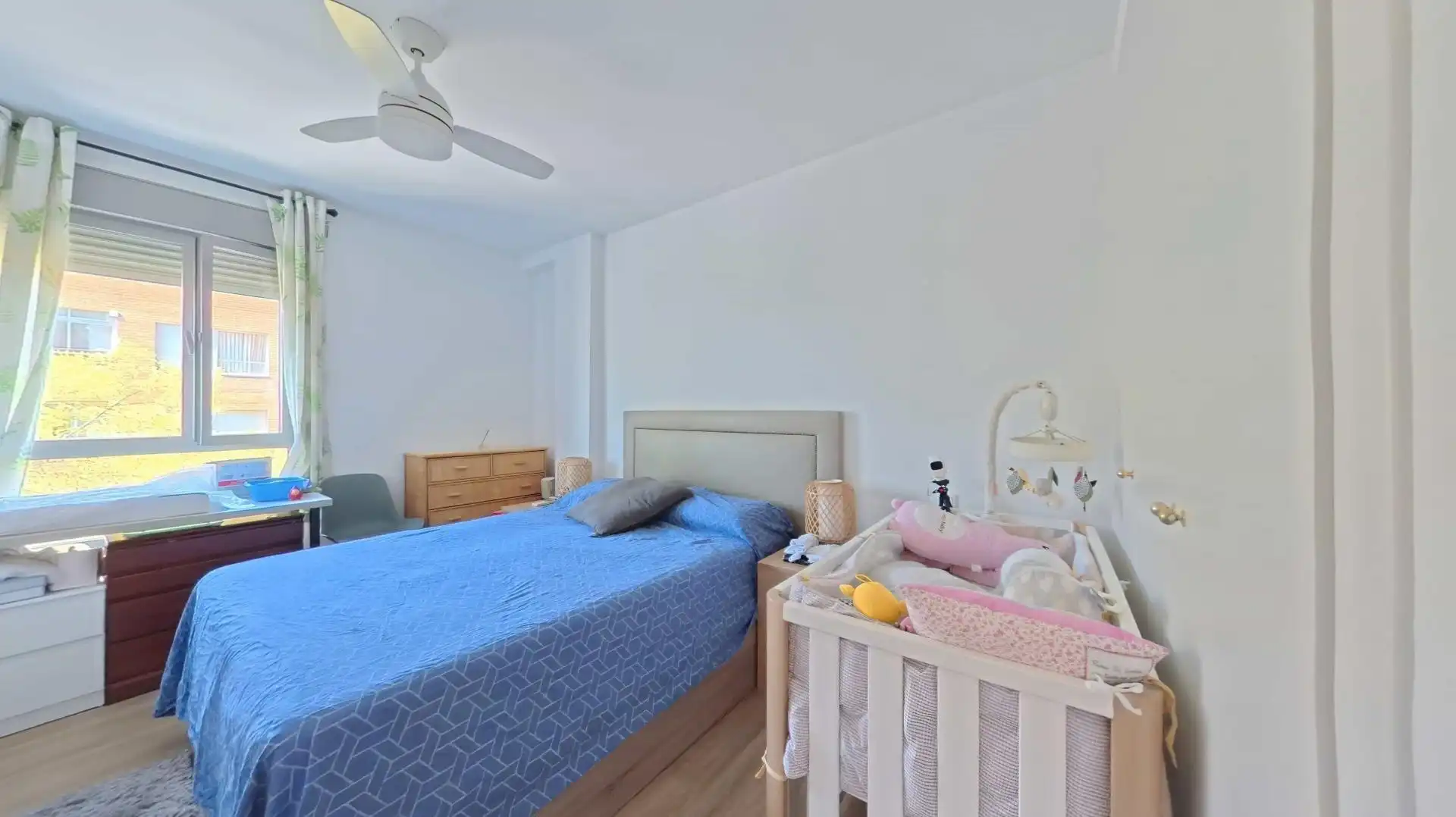 Habitación de Piso en venta en Madrid con Aire acondicionado, Calefacción y Terraza