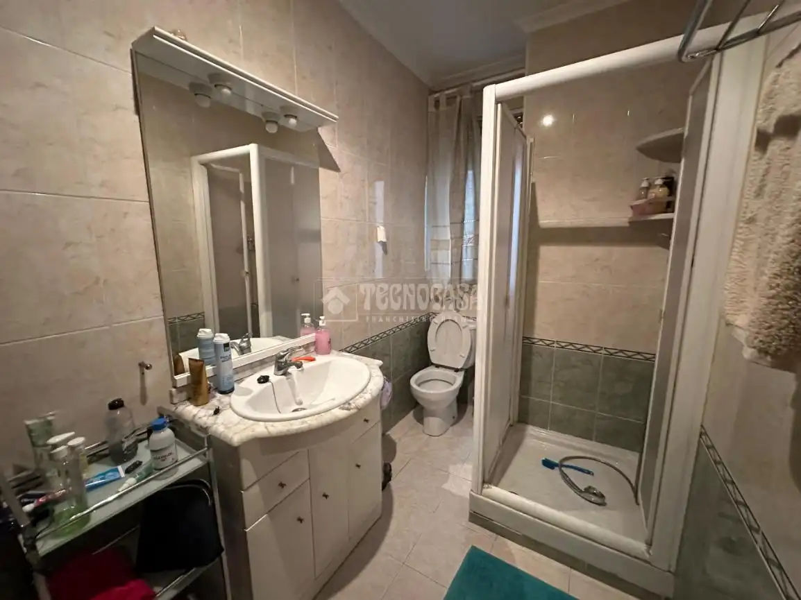 Baño de Piso en venta en Valencia con Balcón