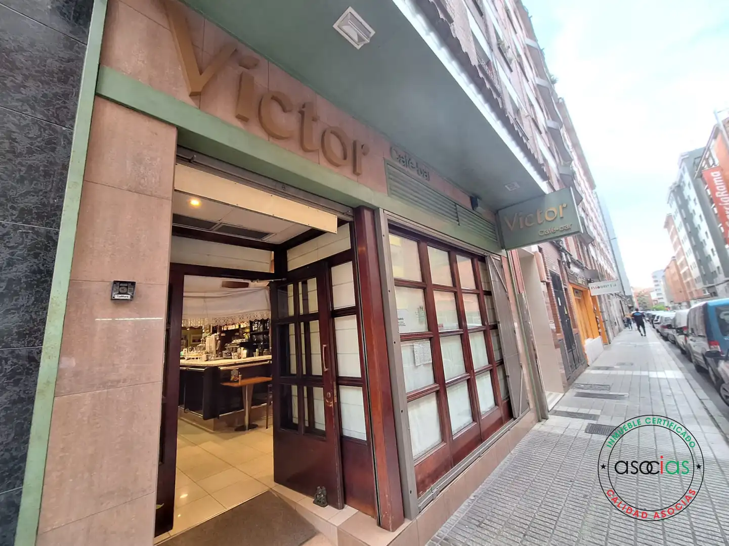 Local en venta en Gijón  con Aire acondicionado