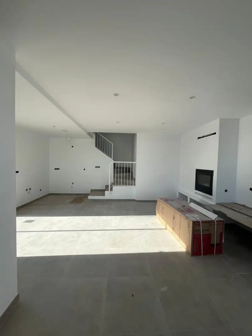 Casa adosada en venda en Estepona amb Aire condicionat, Terrassa i Traster
