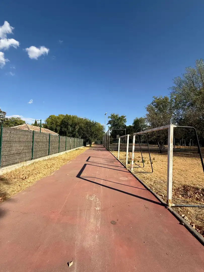 Vista exterior de Residencial en venta en Villanueva de la Cañada