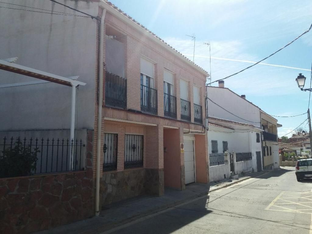Vista exterior de Garatge en venda en Seseña