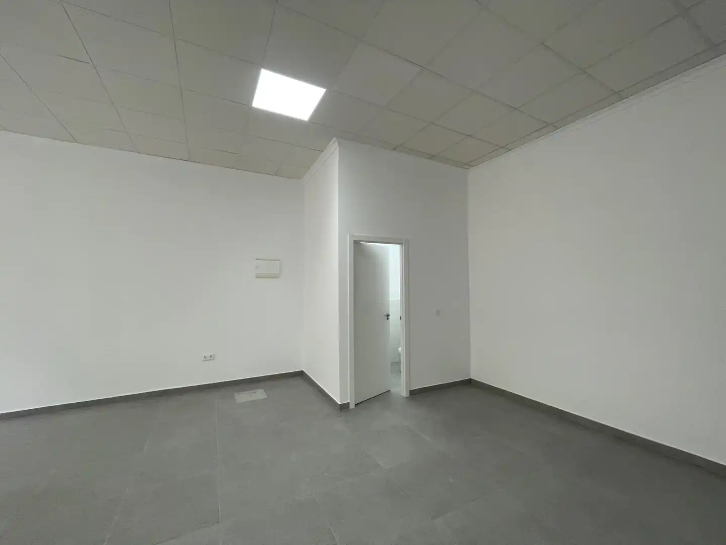 Local comercial en alquiler en Calle Rosales 11, imagen 7