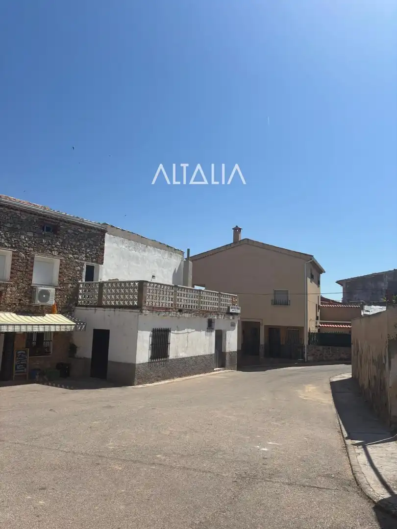 Vista exterior de Casa o chalet en venta en Castejón (Cuenca) con Calefacción y Terraza