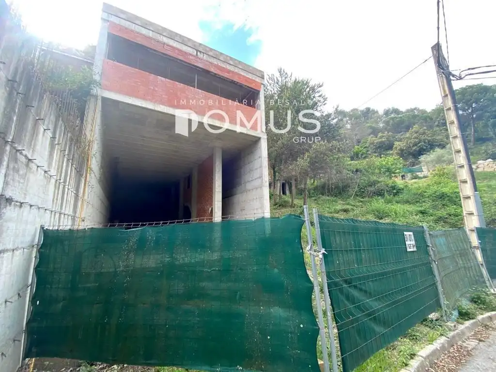 Casa o chalet en venta en Montagut i Oix con Jardín privado y Terraza