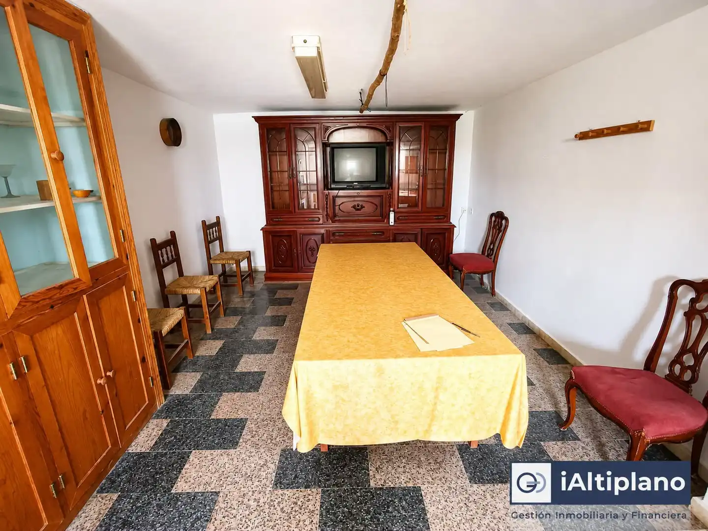 Houses for sale in Baza  with Heating, Private garden and Terrace