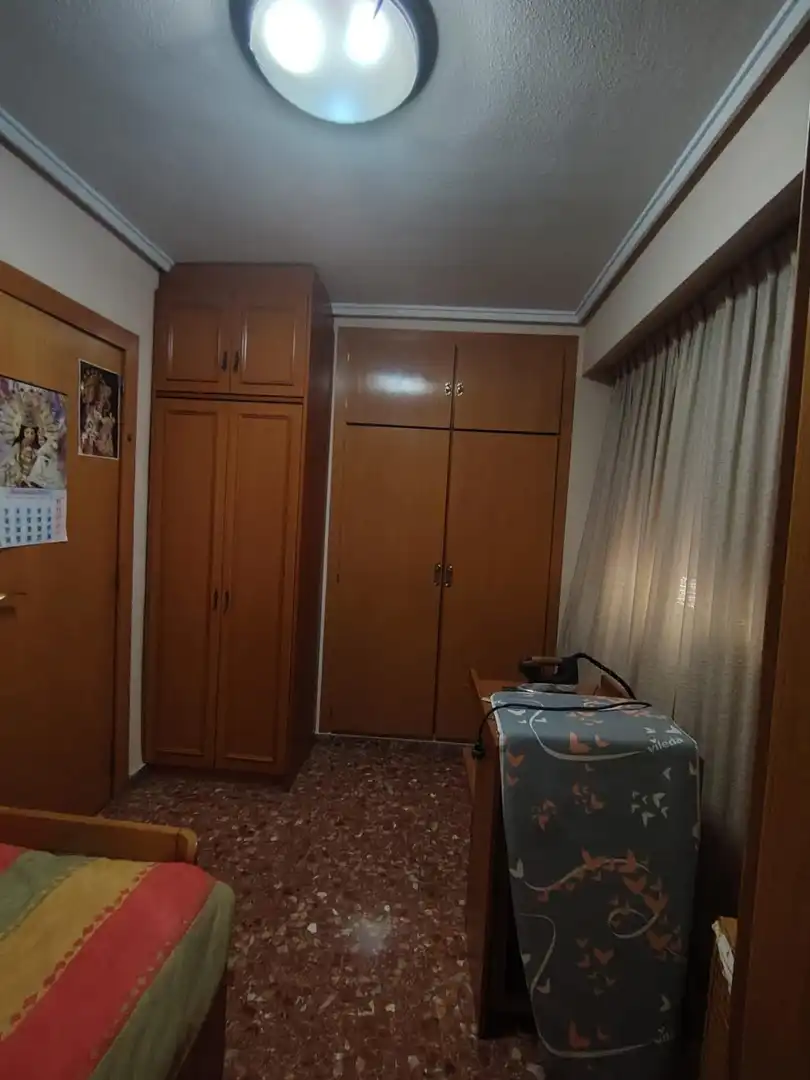 Habitación de Piso de alquiler en Mislata con Aire acondicionado, Calefacción y Amueblado