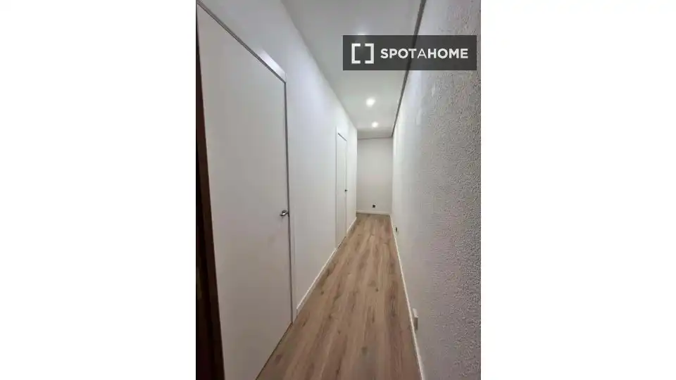 Wohnung zur Miete in Madrid mit Klimaanlage, Heizung und Möbliert