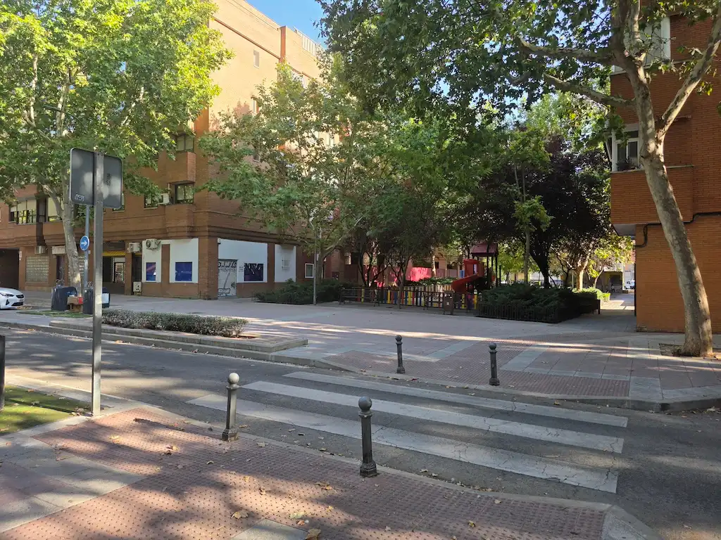 Exterior view of Flat for sale in Torrejón de Ardoz  with Air Conditioner, Heating and Oven